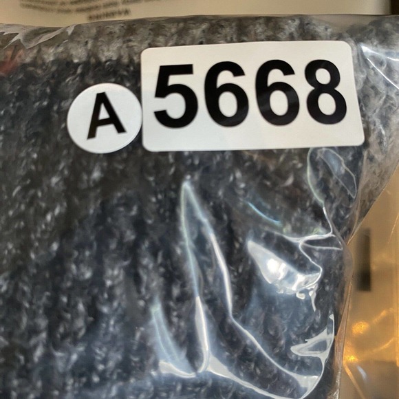 NEW Day & Age Henley Knit Sweater Mens LARGE Pullover Fisherman Waffle Knit Gray - Picture 15 of 15